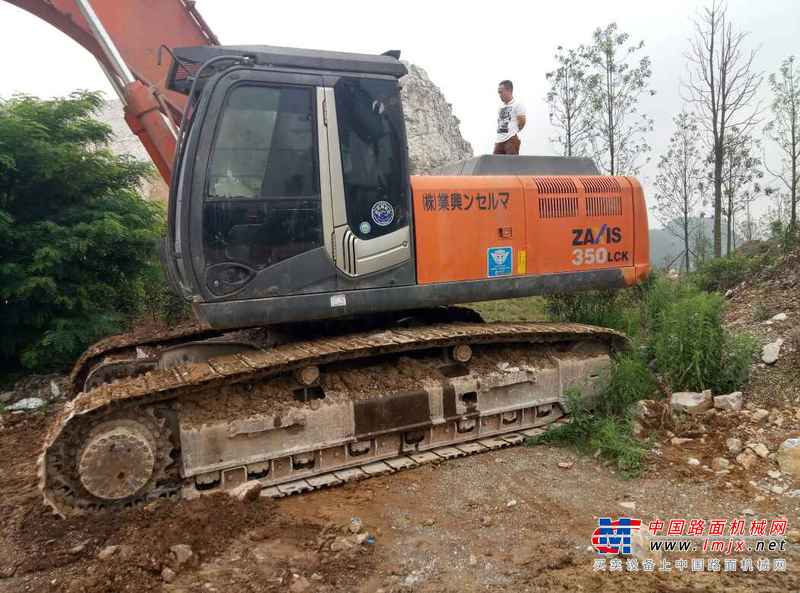 贵州出售转让二手8000小时2010年日立ZX350LCK挖掘机