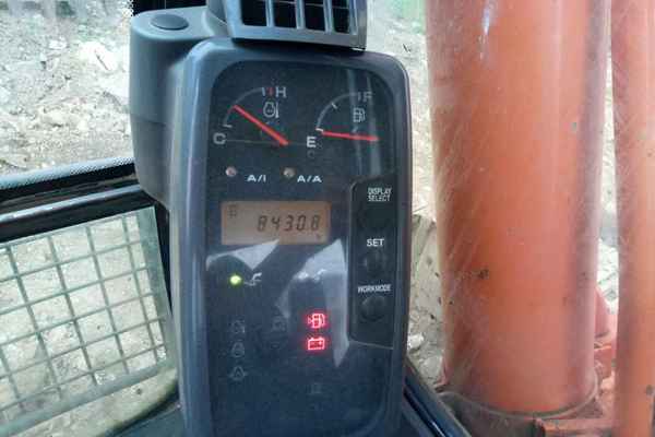 贵州出售转让二手8300小时2011年日立ZX250H挖掘机