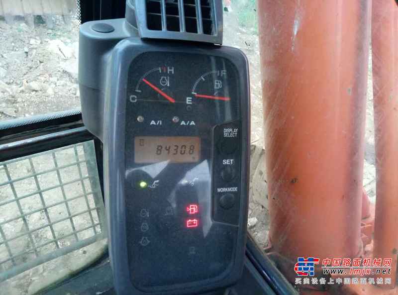 贵州出售转让二手8300小时2011年日立ZX250H挖掘机