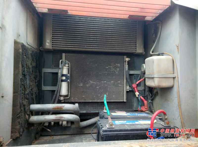 贵州出售转让二手8300小时2011年日立ZX250H挖掘机