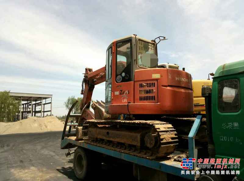 河北出售转让二手9000小时2009年日立ZX75UR挖掘机
