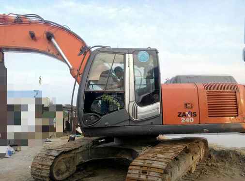 辽宁出售转让二手9500小时2008年日立ZX240挖掘机