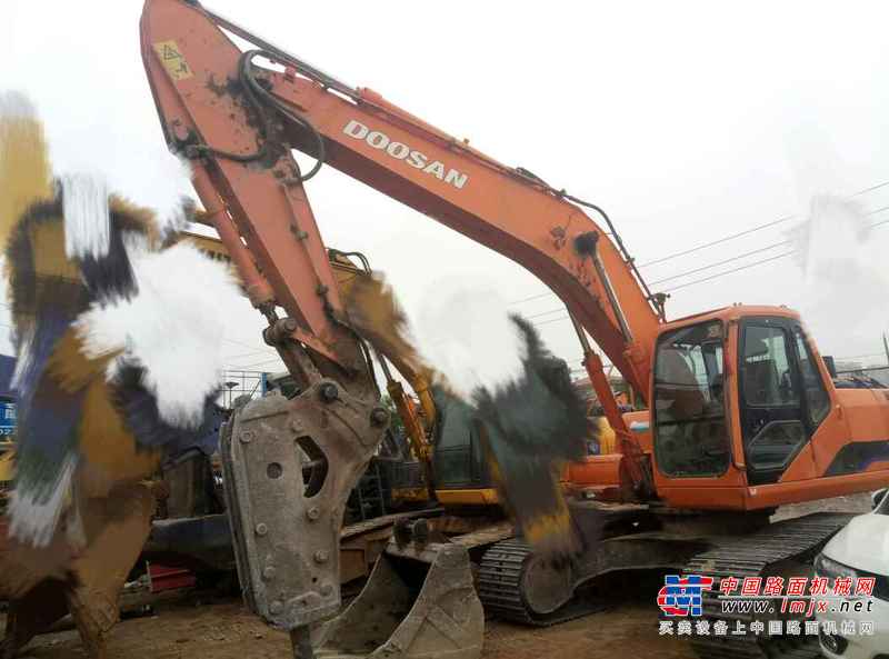 山西出售转让二手7000小时2009年斗山DH220挖掘机