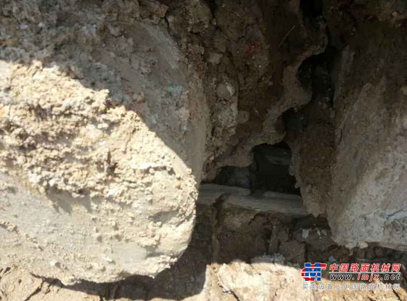 安徽出售转让二手12542小时2010年日立ZX200挖掘机