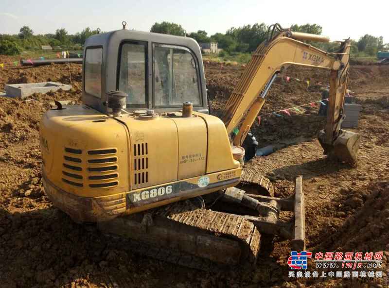 安徽出售转让二手7500小时2012年厦工XG806挖掘机