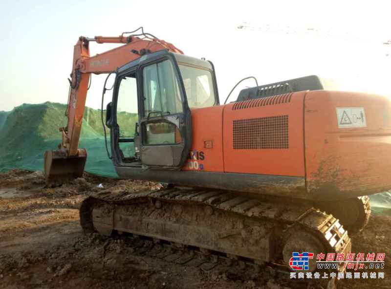 安徽出售转让二手6500小时2011年日立ZX200挖掘机