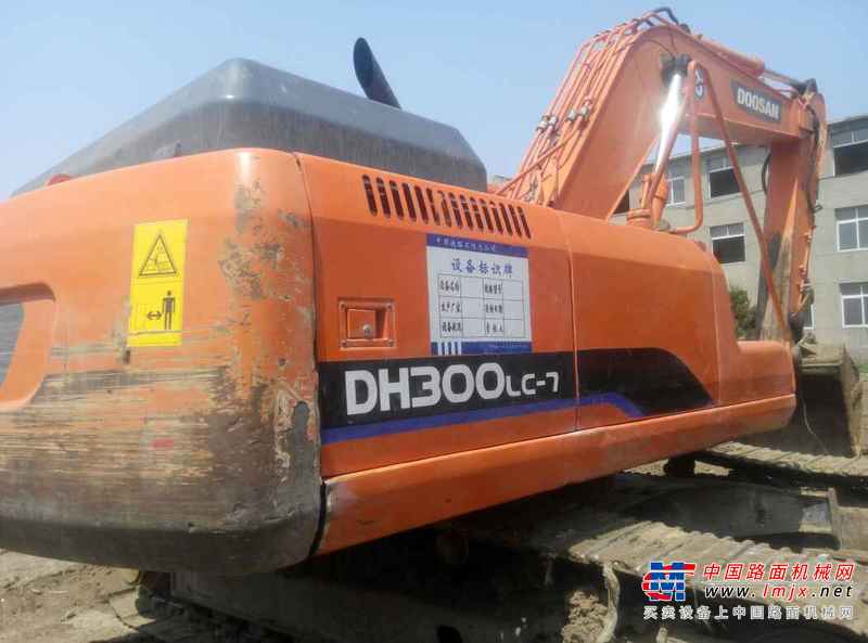 辽宁出售转让二手7500小时2012年斗山DH300LC挖掘机