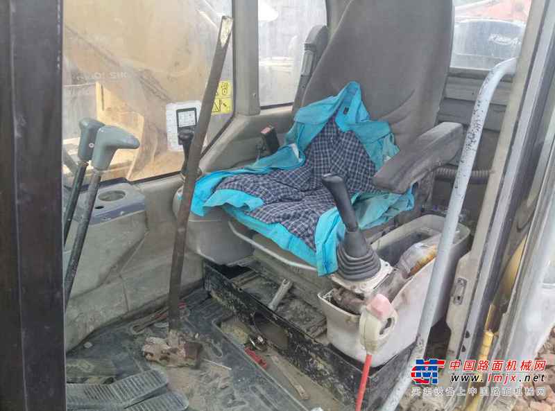 山西出售转让二手8900小时2011年彭浦SW240E挖掘机