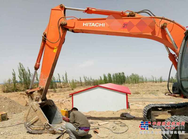 宁夏出售转让二手7200小时2011年日立EX120挖掘机