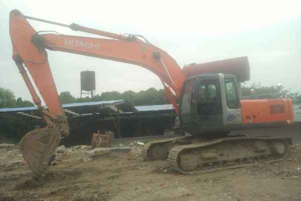 陕西出售转让二手8446小时2012年日立ZX240挖掘机