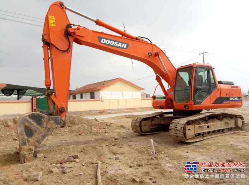 宁夏出售转让二手6000小时2012年斗山DH225LC挖掘机