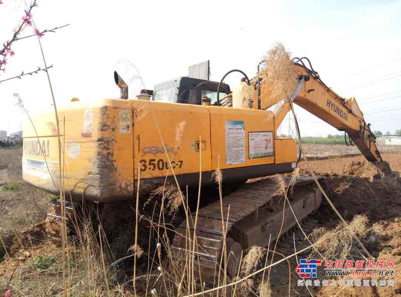 山西出售转让二手8000小时2009年现代R305LC挖掘机