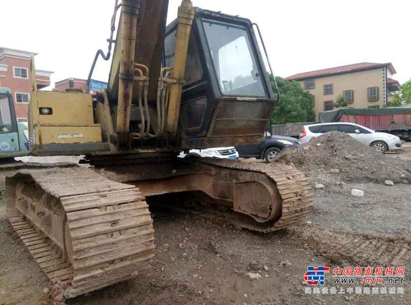 广东出售转让二手15000小时2003年住友S280F2挖掘机