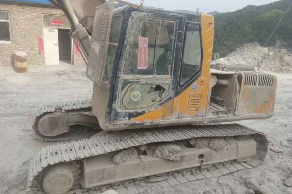 山西出售转让二手8000小时2012年厦工XG825挖掘机