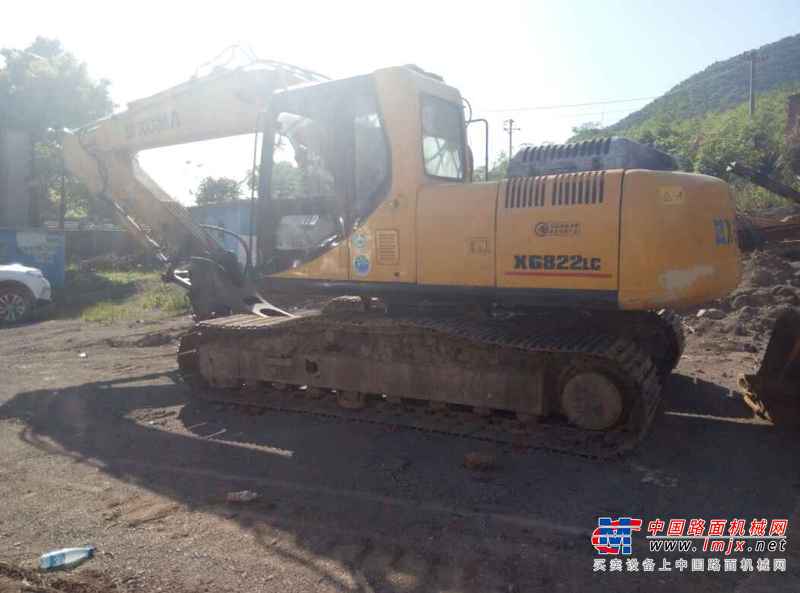 湖北出售转让二手1200小时2009年厦工XG822LC挖掘机