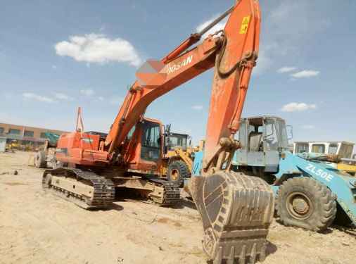 宁夏出售转让二手9000小时2010年斗山DH225LC挖掘机
