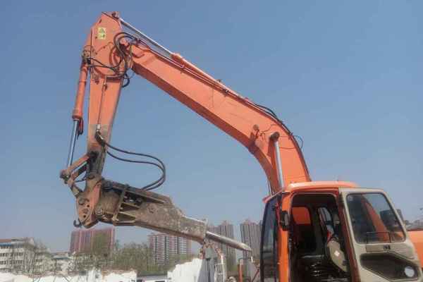 山西出售转让二手8000小时2010年斗山轮挖DH210WS挖掘机