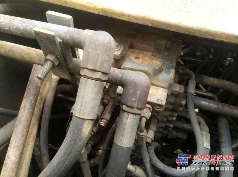 广东出售转让二手12800小时2003年住友SH120A2挖掘机