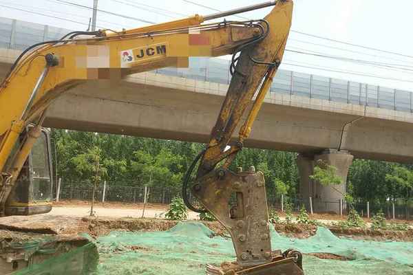 河南出售转让二手8000小时2010年山重建机JCM921C挖掘机