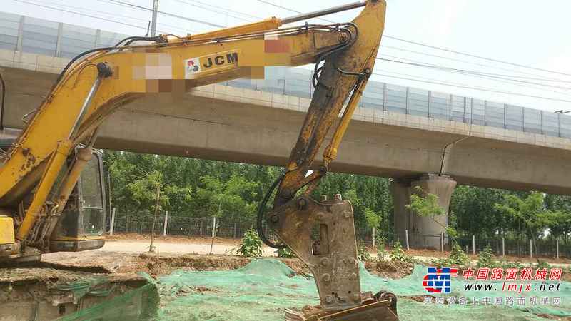 河南出售转让二手8000小时2010年山重建机JCM921C挖掘机