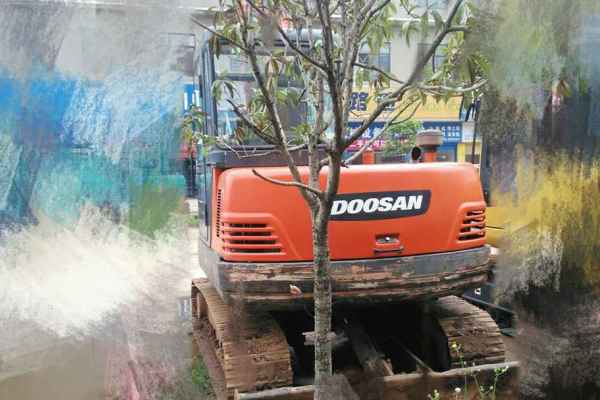 湖南出售转让二手5000小时2010年斗山DH55挖掘机