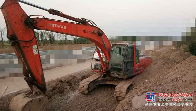山东出售转让二手10000小时2006年日立ZX200挖掘机