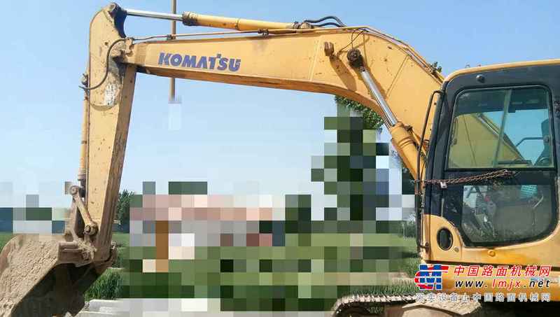 山东出售转让二手7500小时2011年小松PC240LC挖掘机