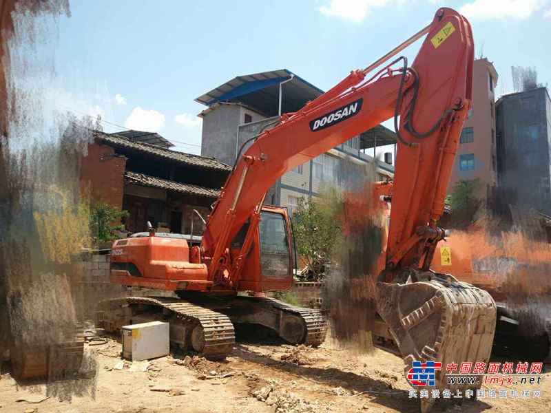 云南出售转让二手14639小时2008年斗山DH220LC挖掘机