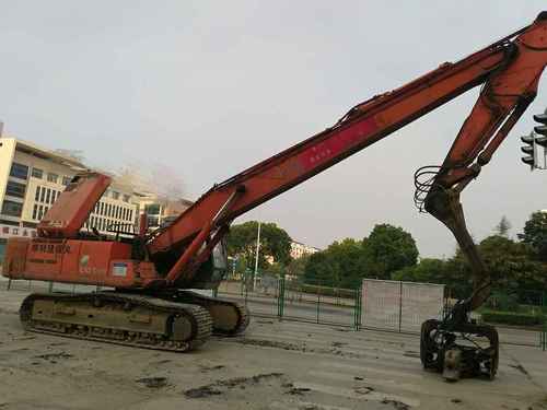 江苏出售转让二手8000小时2010年日立EX550H挖掘机