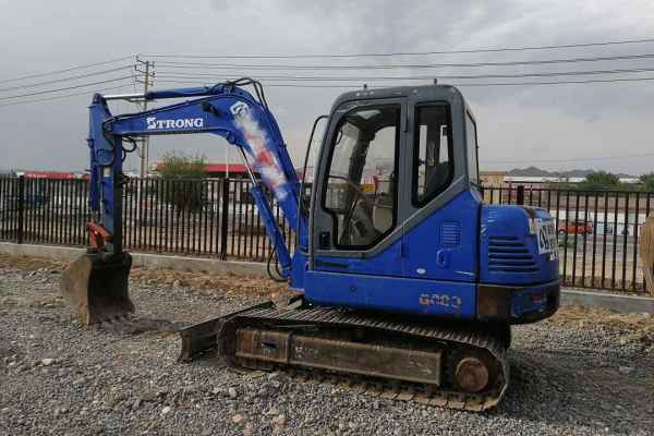内蒙古出售转让二手5000小时2012年山重建机GC60挖掘机