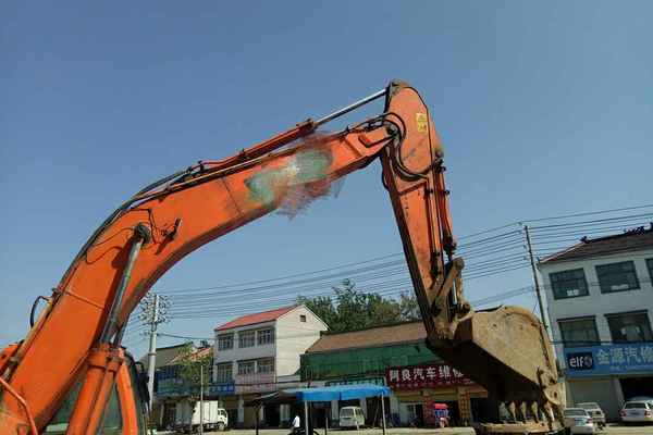 河南出售转让二手8500小时2010年斗山DH220LC挖掘机