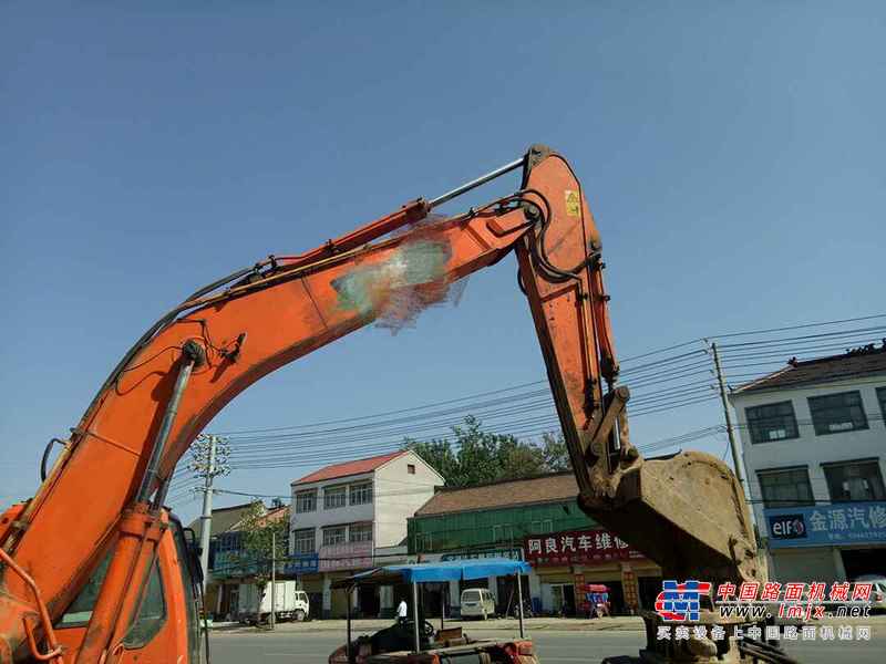河南出售转让二手8500小时2010年斗山DH220LC挖掘机