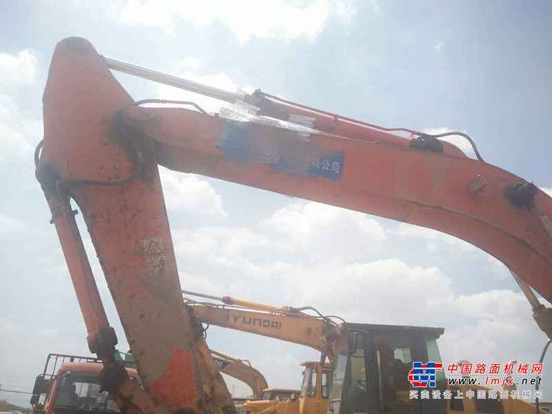 云南出售转让二手12315小时2008年日立ZX240LC挖掘机