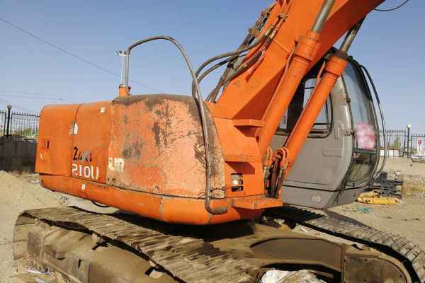 内蒙古出售转让二手12000小时2007年日立EX225USR挖掘机
