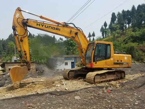 贵州出售转让二手4600小时2009年现代R225LC挖掘机