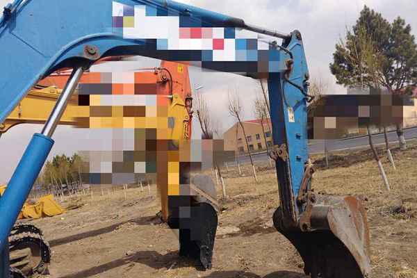 内蒙古出售转让二手8000小时2013年山重建机GC88挖掘机