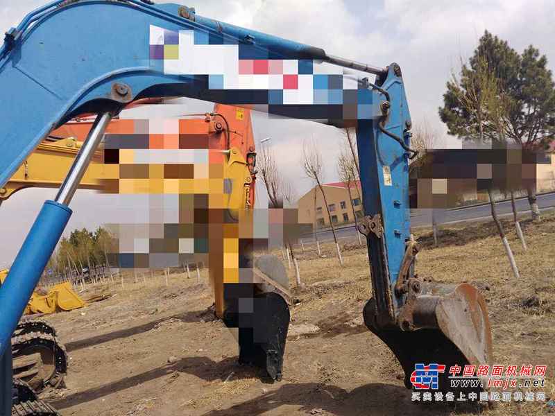 内蒙古出售转让二手8000小时2013年山重建机GC88挖掘机