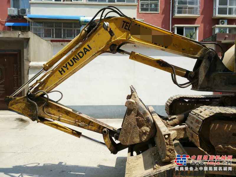 河南出售转让二手8000小时2009年现代R55挖掘机