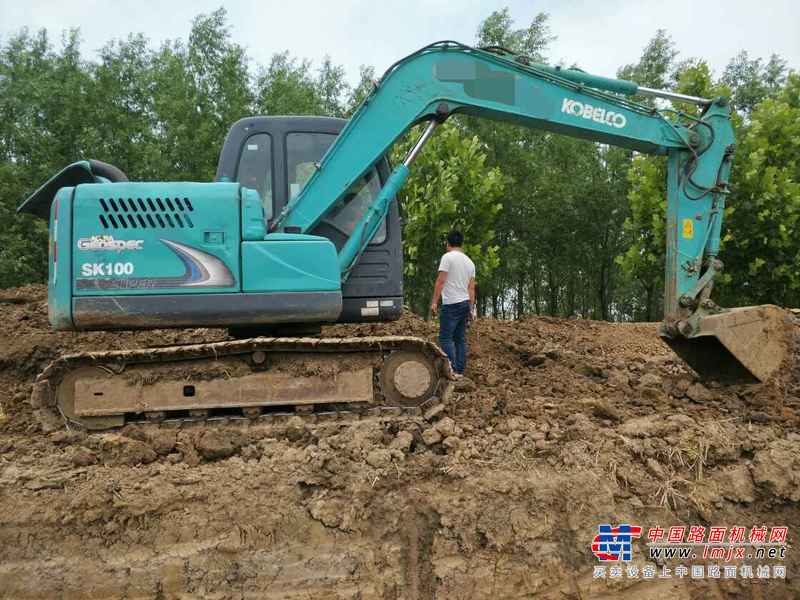 河南出售转让二手7629小时2011年神钢SK75挖掘机