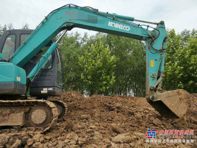 河南出售转让二手7629小时2011年神钢SK75挖掘机