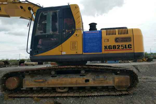 甘肃出售转让二手8000小时2009年厦工XG822LC挖掘机