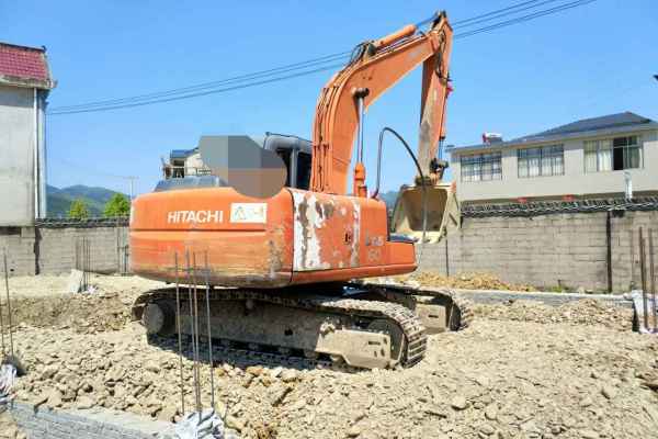 安徽出售转让二手12000小时2009年日立ZX120挖掘机