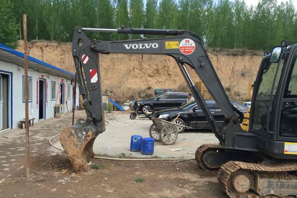 山西出售转让二手370小时2013年沃尔沃EC60C挖掘机