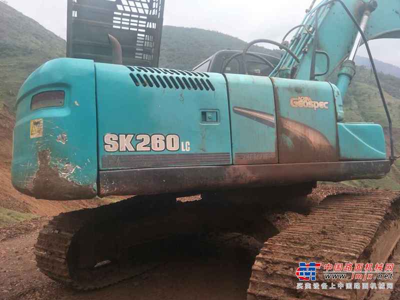 云南出售转让二手9856小时2010年神钢SK260LC挖掘机