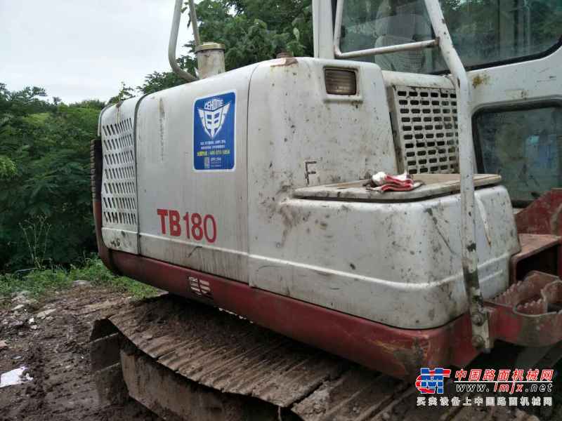 重庆出售转让二手9000小时2008年竹内TB180挖掘机