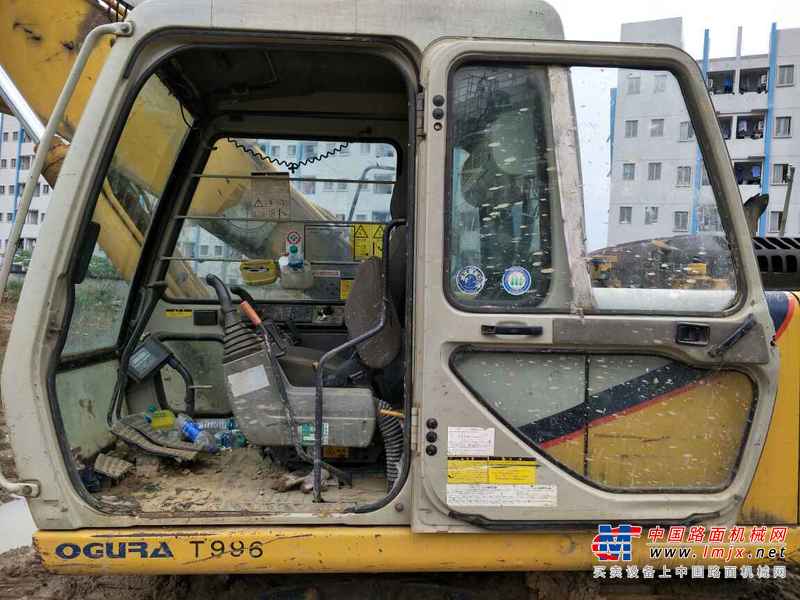 江西出售转让二手16000小时2009年加藤HD820III挖掘机