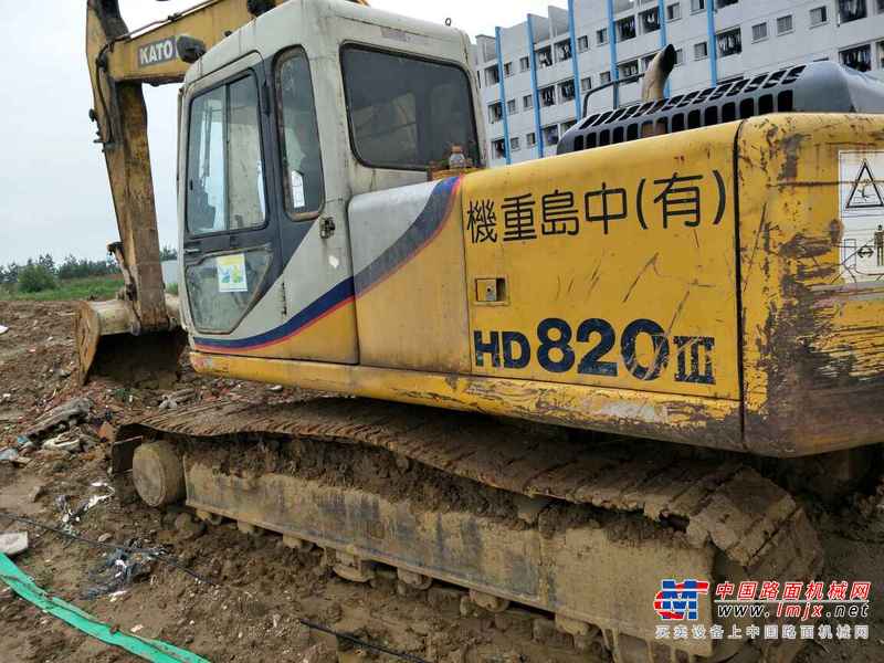 江西出售转让二手18000小时2009年加藤HD820III挖掘机
