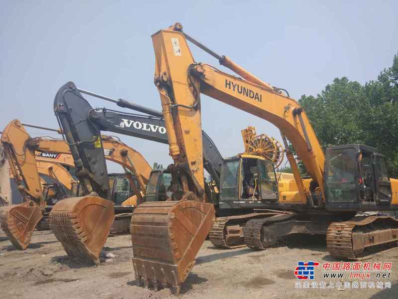 山东出售转让二手12000小时2009年现代R335LC挖掘机