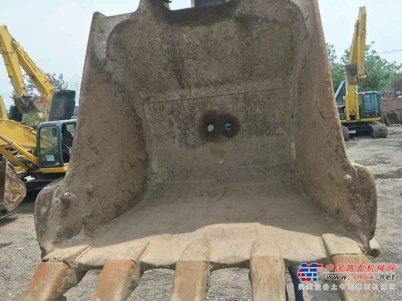 河北出售转让二手18000小时2004年住友SH200A1挖掘机