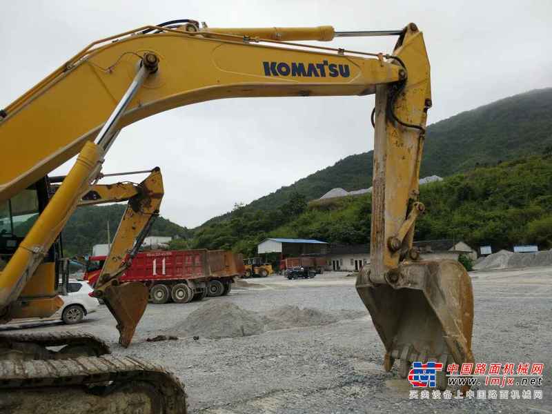 安徽出售转让二手6500小时2013年小松PC360挖掘机